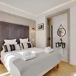 The Upper Marais Superb Apartment For 6 People