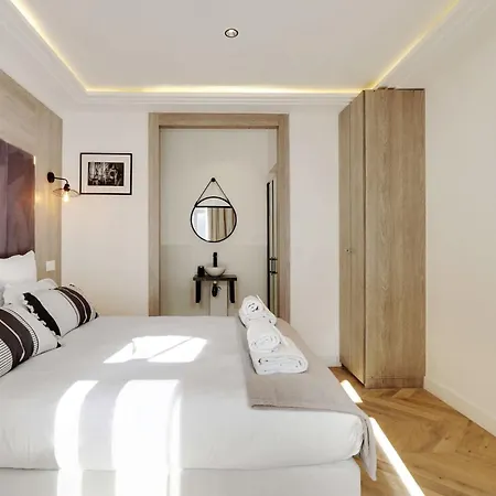 The Upper Marais Superb For 6 People * Paris