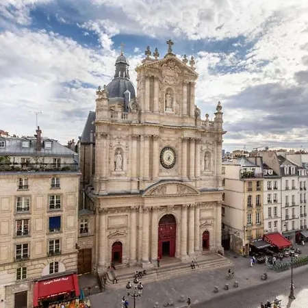 The Upper Marais Superb For 6 People Paris